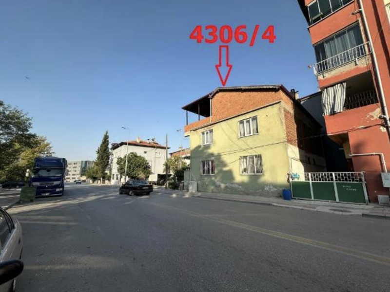 DENİZLİ MERKEZEFENDİ'DE 27 M2 SATILIK HİSSELİ ARSA
